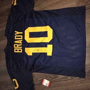 Tom Brady signed Michigan jersey with COA card